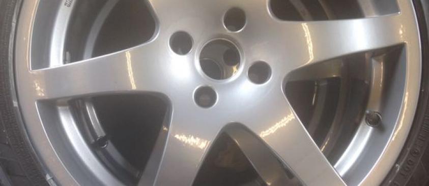 Refurbished alloy wheel
